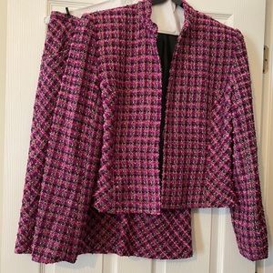 Tweed skirt suit! Chanel esque